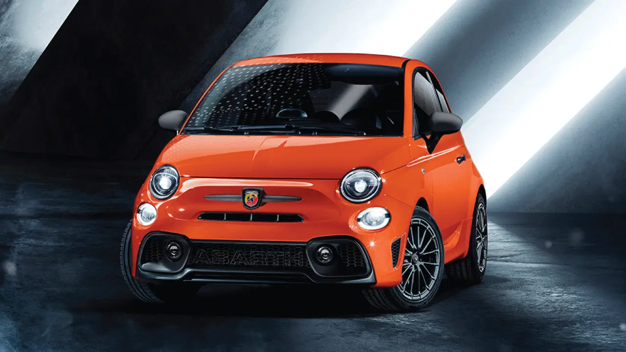 Sali a Bordo della Gamma Abarth con Frentauto