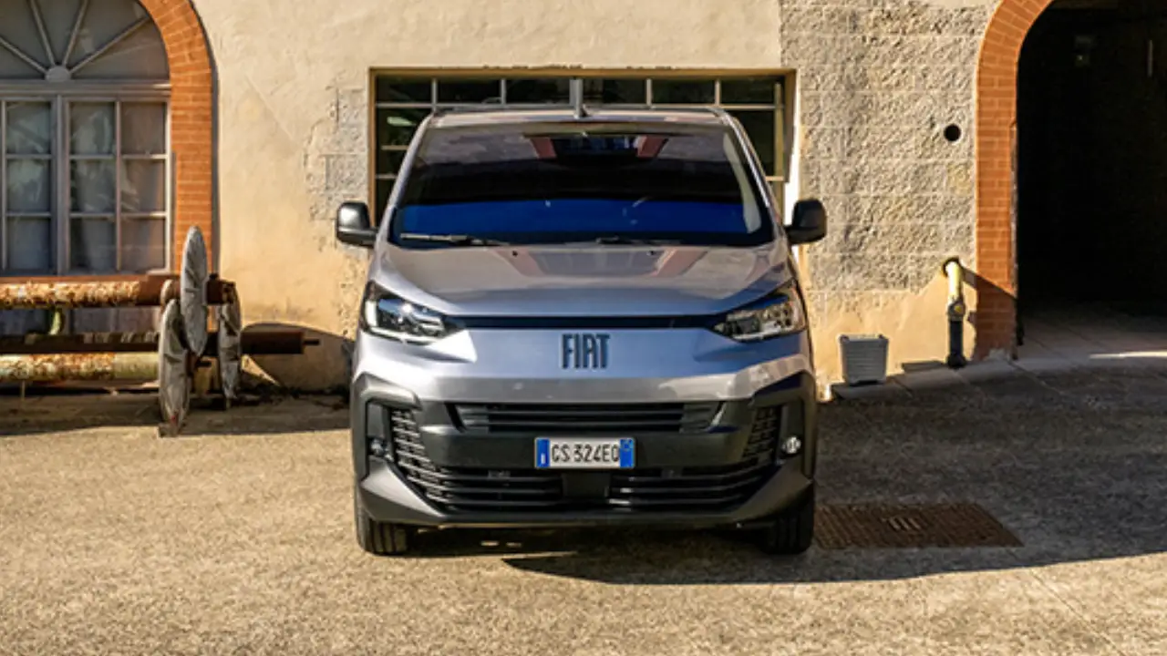 Fiat Scudo in paesaggipo rurale