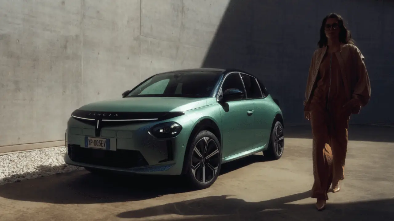 Sali a Bordo di Lancia con Frentauto